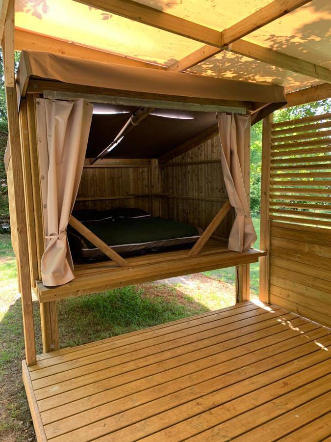 Location de vacances pour 2 personnes, avec piscine ainsi que vue et jardin, animaux acceptés à Limeuil - 2