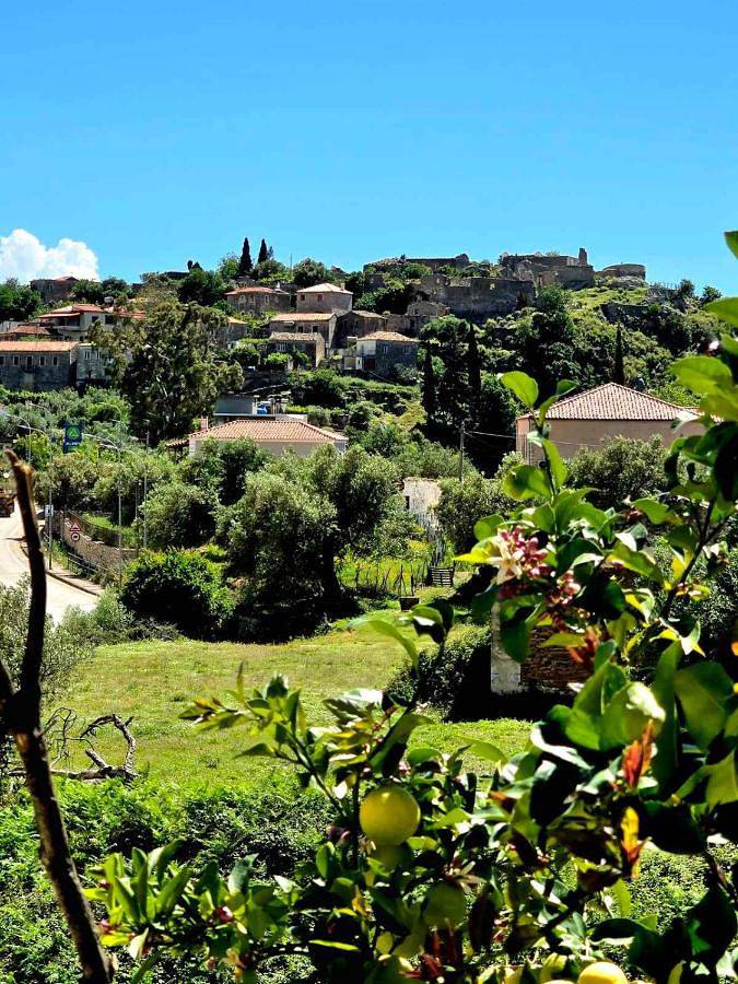 Villa per 8 persone, con Balcone e Terrazza nonché Giardino e Panorama a Himara