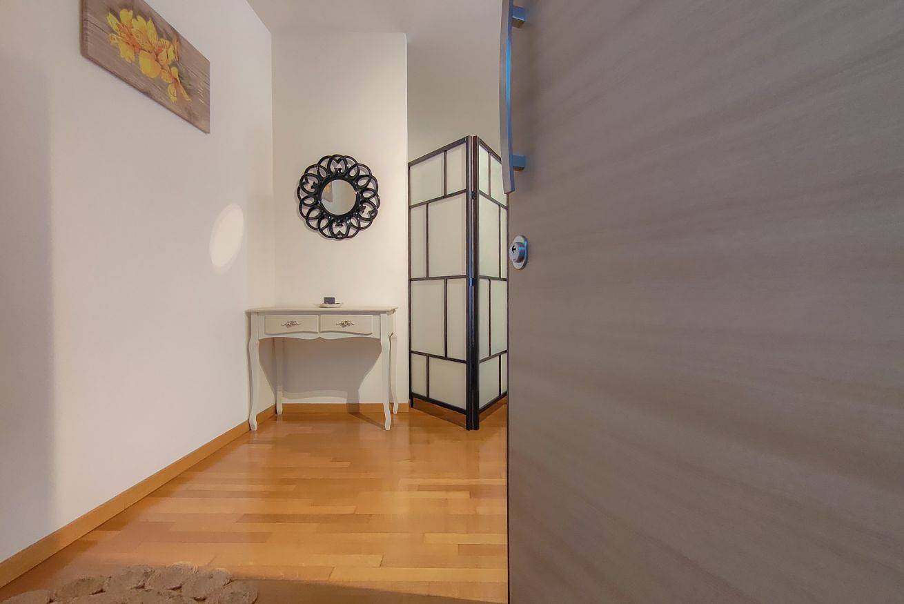 Ganze Wohnung, [Apartment] Welcome Just a Few Meters  in Civitanova Marche, Adriaküste Marken