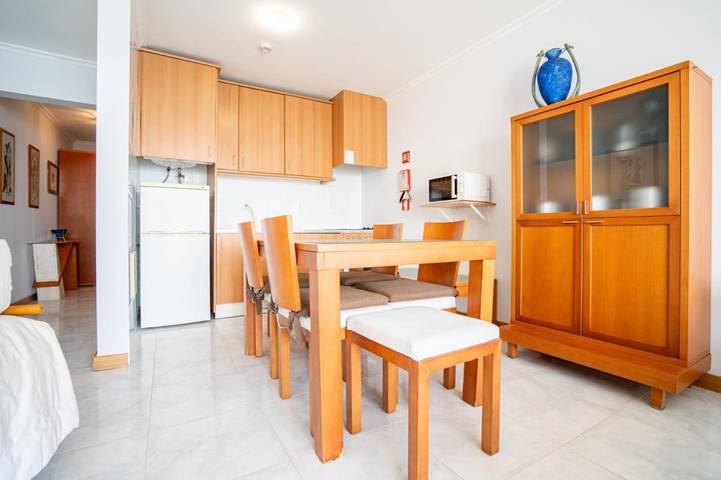 Maison d’hôte pour 2 personnes, avec vue ainsi que piscine et jardin à Praia da Rocha - 4