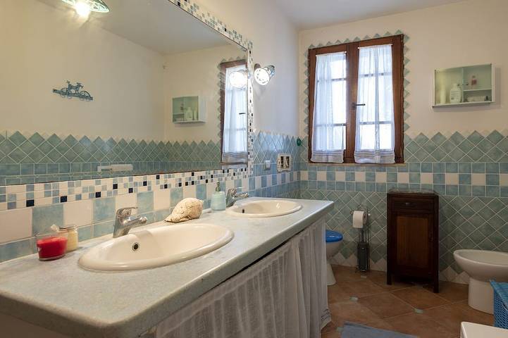 Villa pour 8 personnes, avec jacuzzi et jardin, animaux acceptés à Alghero - 3