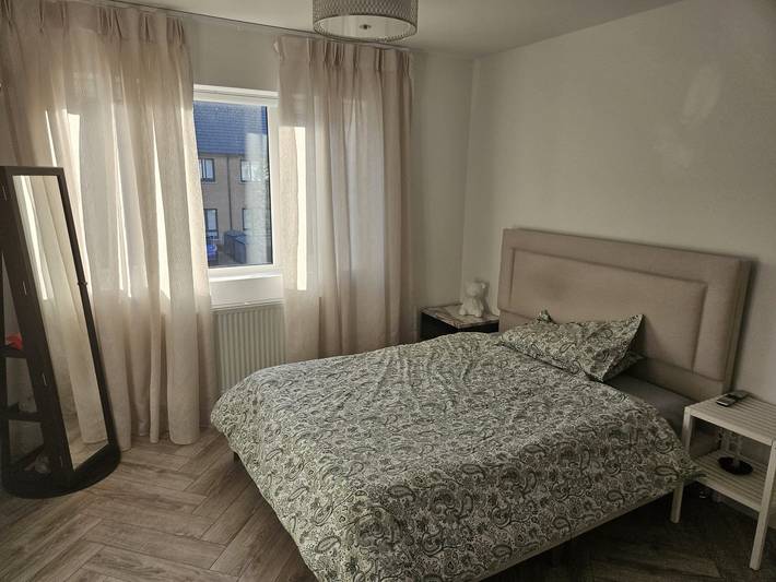 Room for 1 people - 1