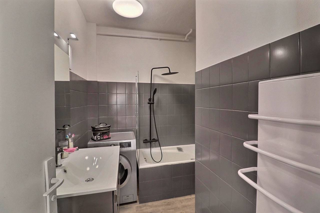 Magnificent 4 bedrooms house with jacuzzi close to the city center and the beach (ref 323010) in Valras-Plage, Côte d'Améthyste