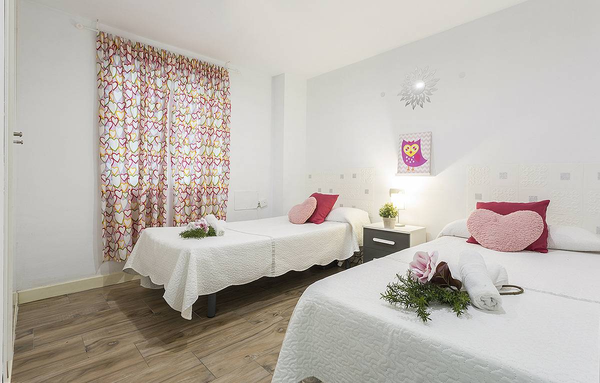 Ganze Wohnung, Avenida entre Estadio y Victoria in Playa La Victoria, Cádiz