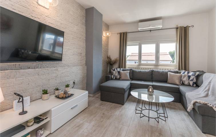 Ferienwohnung für 7 Personen, mit Terrasse in Biograd na Moru - 2