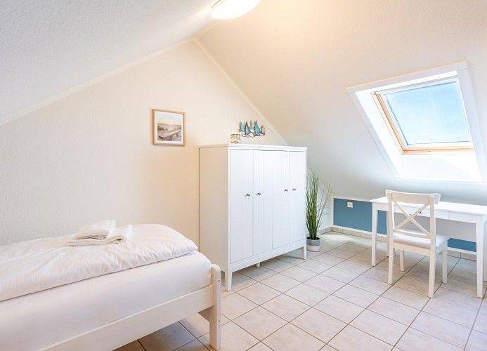 Appartement entier, Hochwertige Fewo mit Balkon, Ostseeblick, Tiefgaragenstellplatz, Wellnessbereich in Rerik (Ostseebad), Rerik