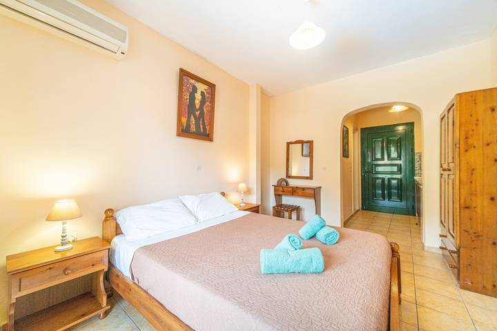 Gîte pour 2 personnes, avec bassin pour enfant et balcon dans Paleokastritsa - 4