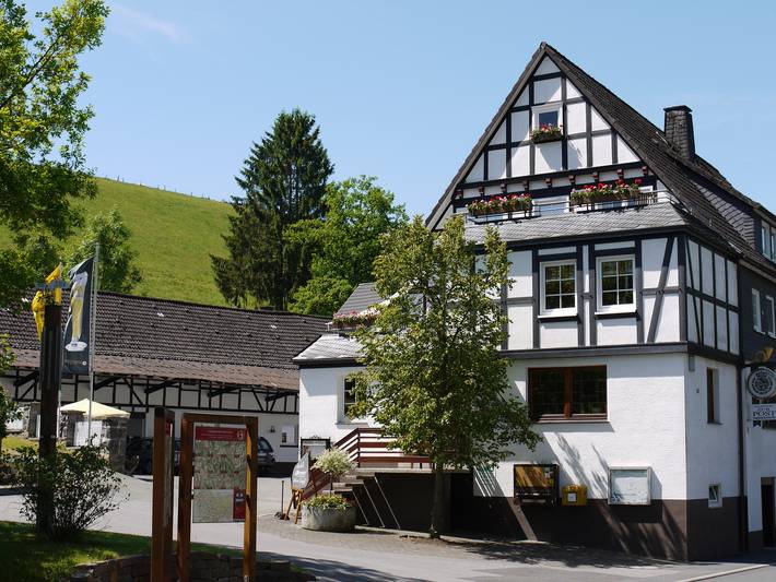 Ferienwohnung für 4 Personen, mit Balkon und Balkon/Terrasse sowie Sauna in Schmallenberg