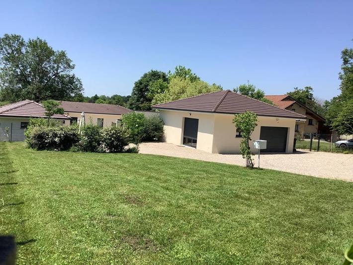 Maison de vacances pour 4 personnes, avec vue et jardin dans l' Ain - 2