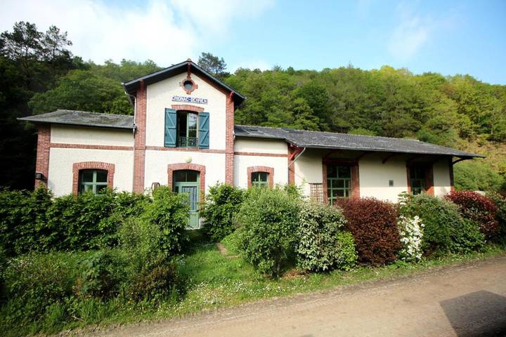 Hôtel pour 15 personnes, avec jardin et vue dans Monts d'Arrée - 4