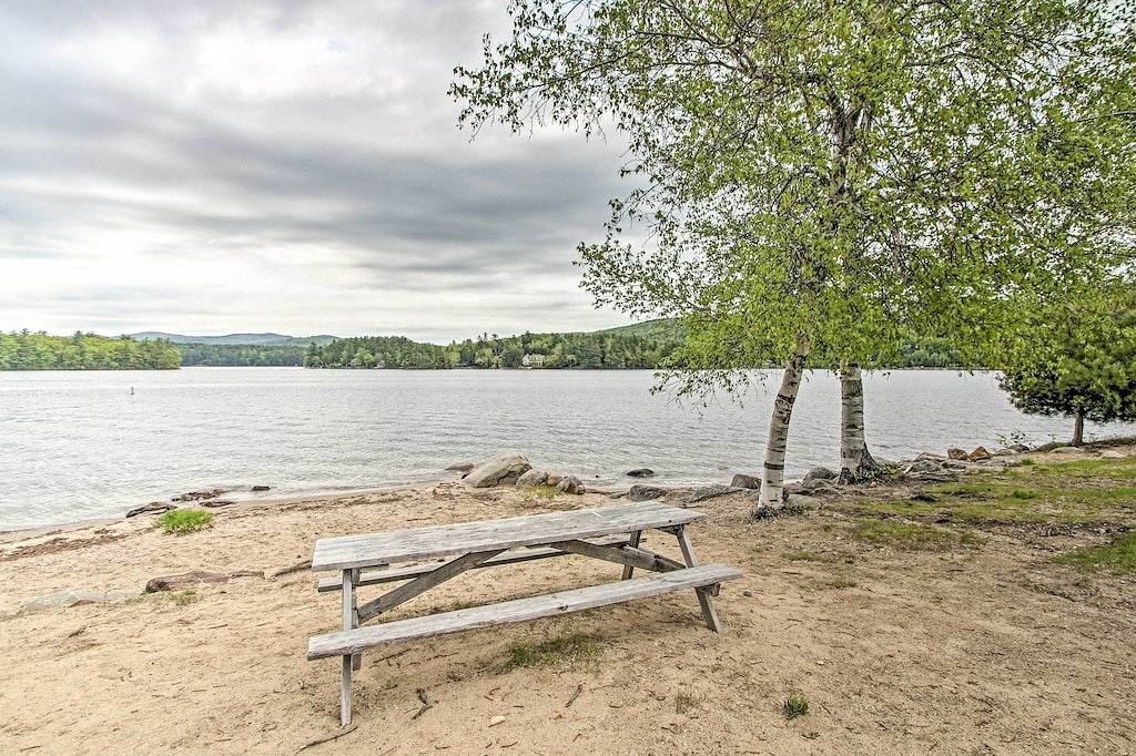 Log Cabin for 4 Guests in Bristol (NH), Newfound Lake