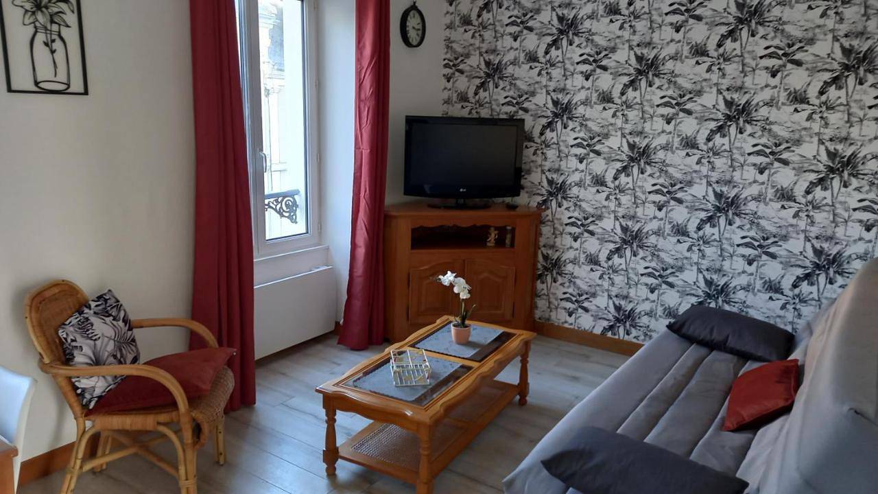Appartement entier, F2 plages du débarquement rénové in Saint-Benoît-de-l'Aure, Région de Bayeux