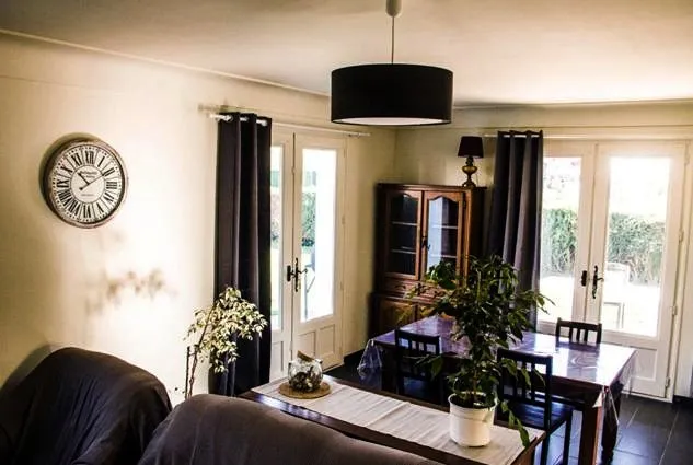 Apartamento de vacaciones para 4 personas, con vistas y jardín - 1