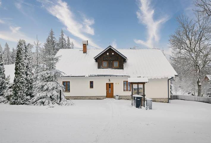 Ferienhaus für 21 Personen, mit Whirlpool und Terrasse sowie Garten und Sauna in Ramsau