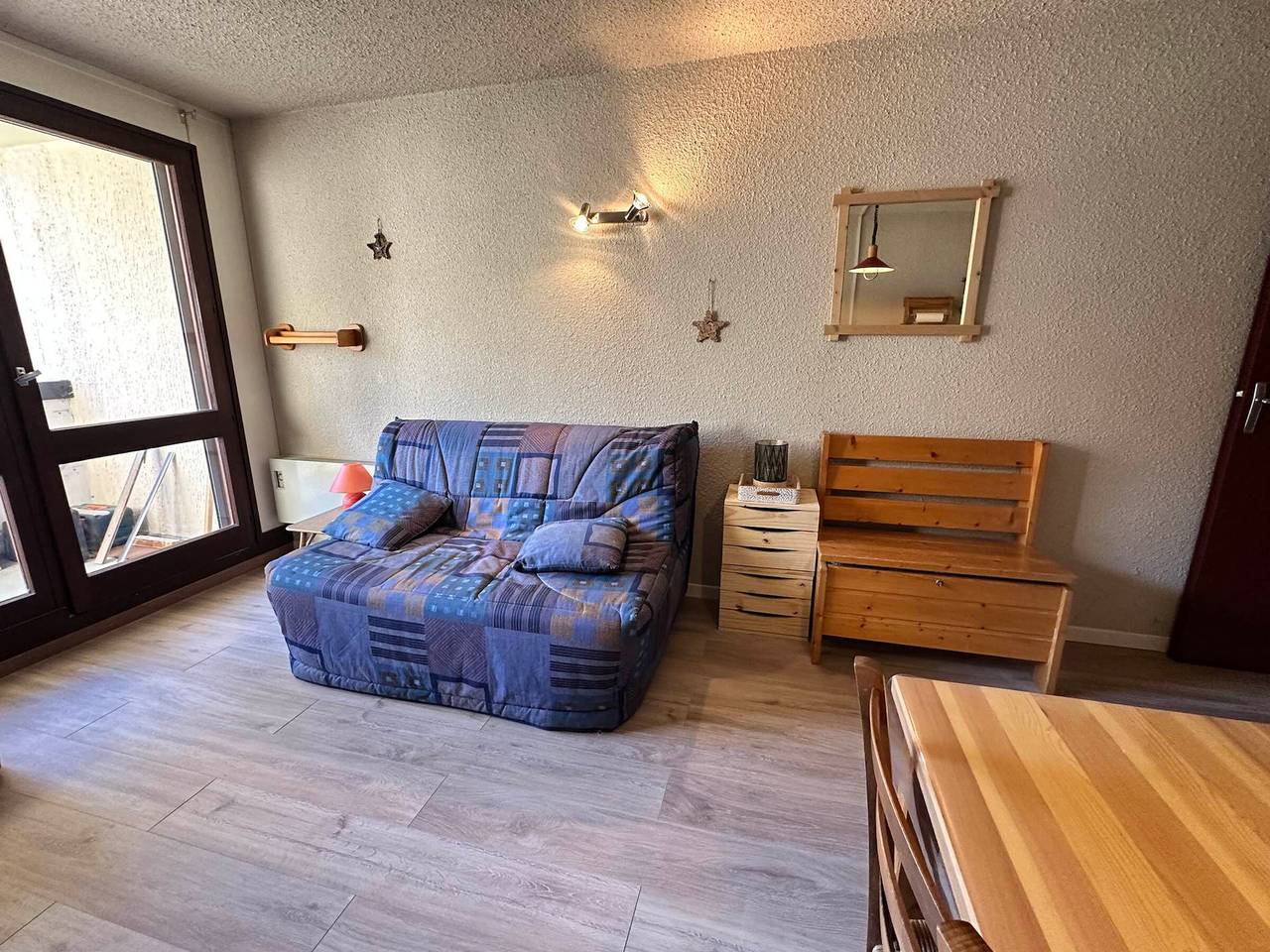 Gehele studio, Studio for 4 pers at slopes' foot with south-facing balcony, parking in Corrençon-en-Vercors, Parc naturel régional du Vercors
