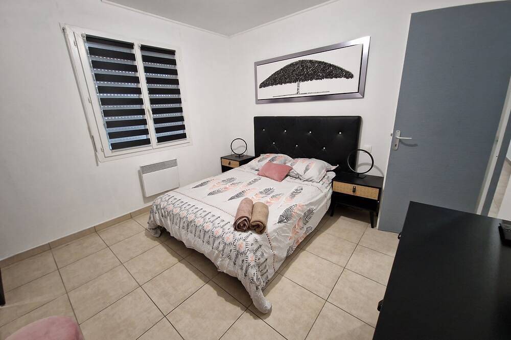 Villa 8 Personne Avec Clim et Piscine Privée in Caux-et-Sauzens, Región de Carcassonne