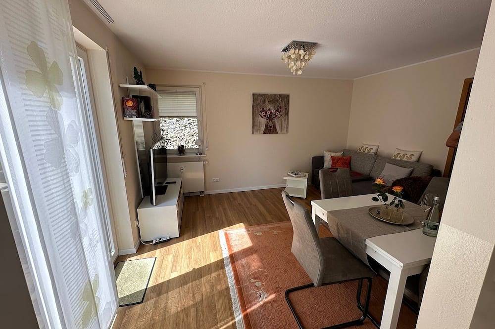 Ganze Wohnung, Ferienwohnung in der Barockstadt Ettenheim, 8 km zum Europa Park in Europa-Park, Ettenheim