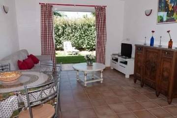 Villa pour 3 Personnes dans Bormes-les-Mimosas, Région de Toulon, Photo 3