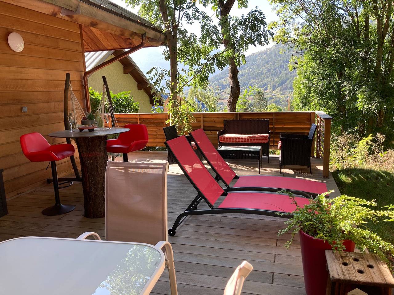 Chalet "Charmant Petit Individuel" con terraza privada y Wi-Fi in Briançon, Serre Chevalier