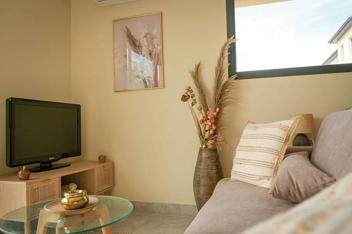 Location de vacances pour 2 personnes, avec terrasse et jardin à Montfrin - 3