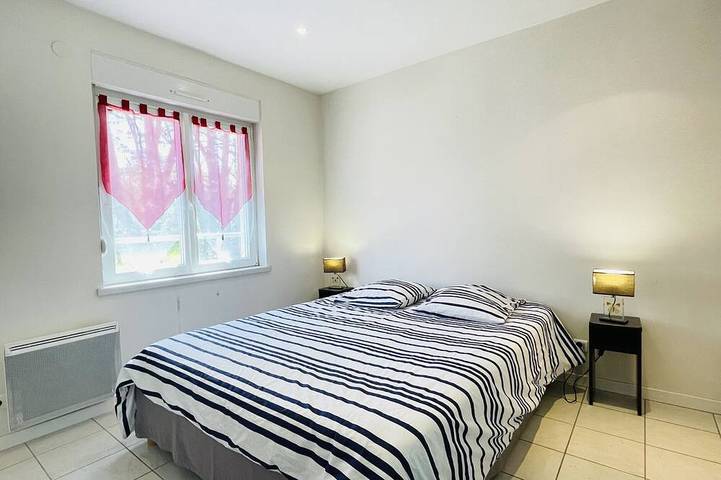 Gîte pour 4 personnes, avec jardin dans Bains-les-Bains - 2