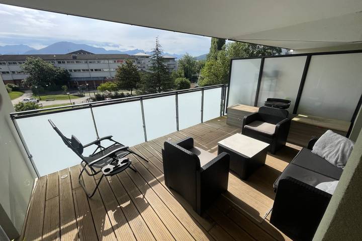 Location de vacances pour 5 personnes, avec terrasse à Cran-Gevrier