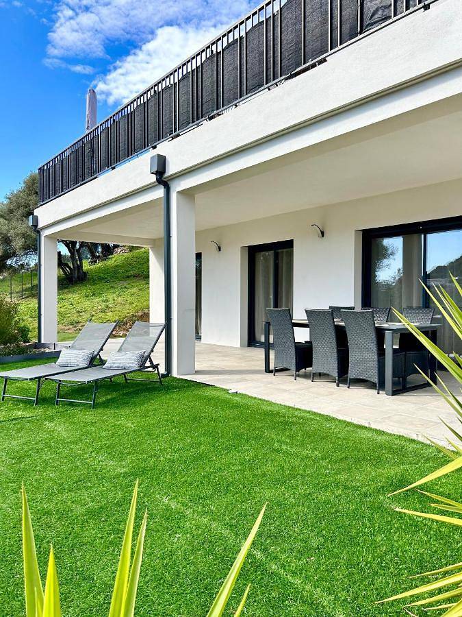 Appartement de vacances pour 6 personnes, avec vue et jardin