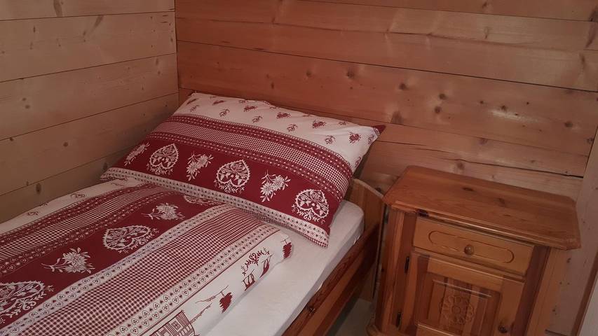 Ferienwohnung für 6 Personen, mit Terrasse im Berner Oberland - 2