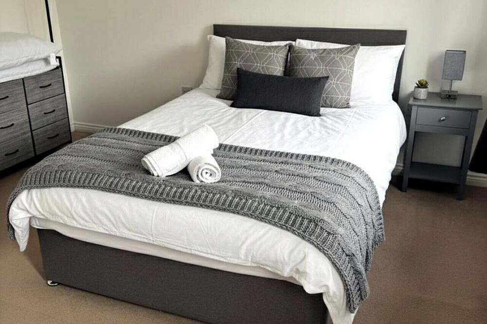 Colchester Retreat: 4Br 2Bath Ample Street Parking in Colchester, Essex