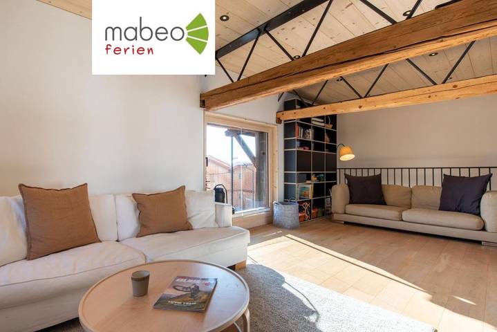 Ferienhaus für 6 Personen, mit Balkon und Sauna sowie Ausblick in Reckingen-Gluringen