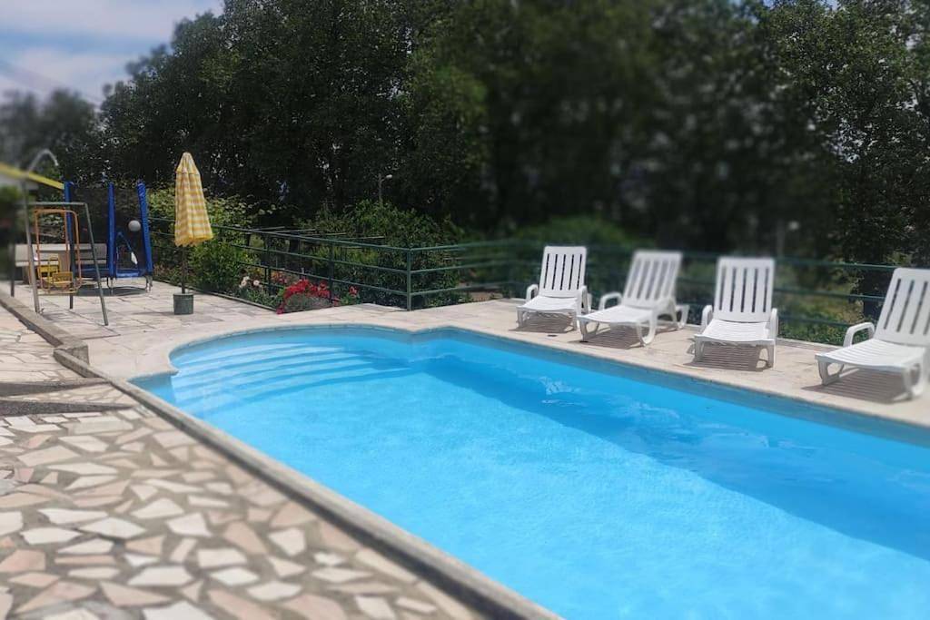 Apartamento inteiro, Two-Bedroom Apartment in Tortosendo, Serra da Estrela