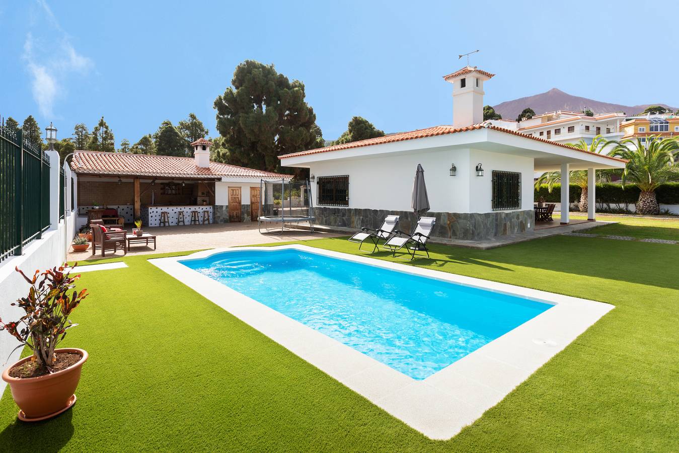 Finca con piscina climatizable, vista mar, Wifi gratis in Icod de los Vinos, Tenerife Norte