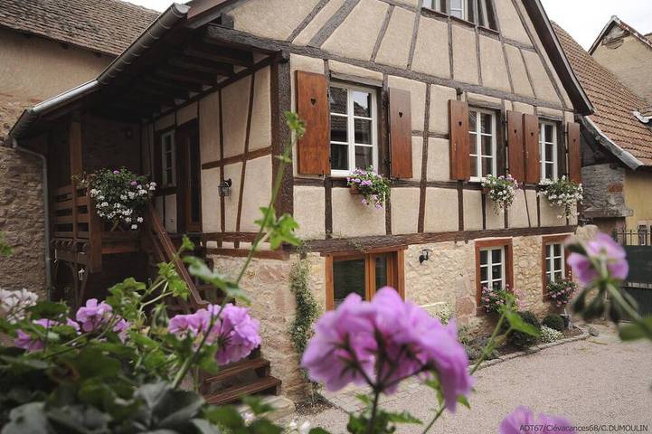 Ferienhaus für 4 Personen, mit Terrasse und Garten sowie Sauna in Bergheim (Elsass)