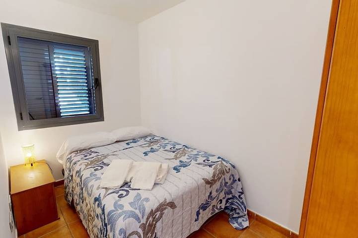 Chalet für 6 Personen, mit Garten und Whirlpool sowie Pool und Balkon an der Costa Dorada - 2