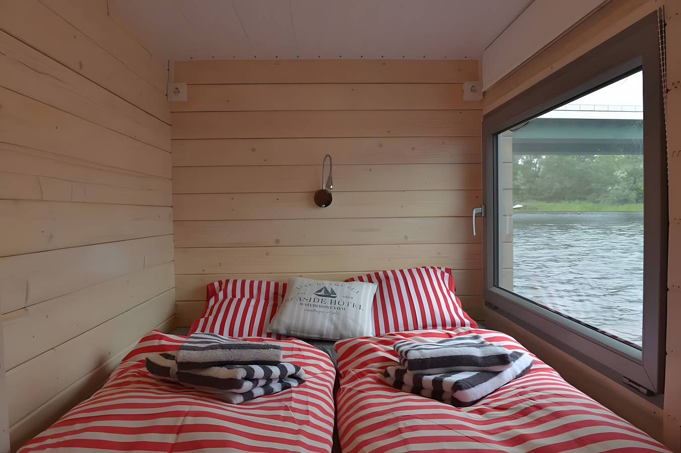 Vacation on the havel houseboat \"nautikhus\" in Töplitz, Werder