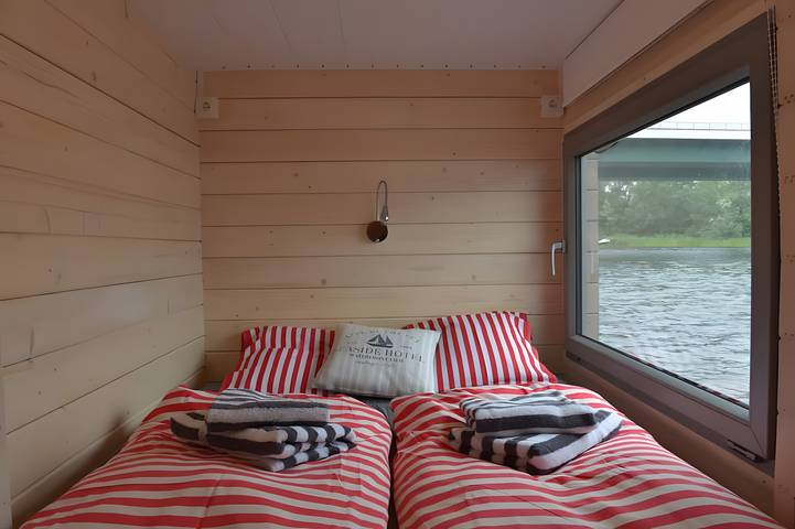 Hausboot für 4 Personen, mit Balkon und Seeblick in Berlin Umland - 2
