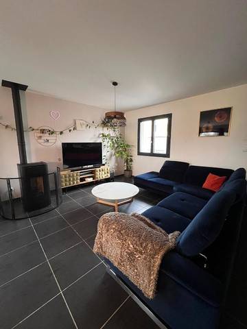 Gîte pour 4 personnes, avec jardin et jacuzzi à Guécélard