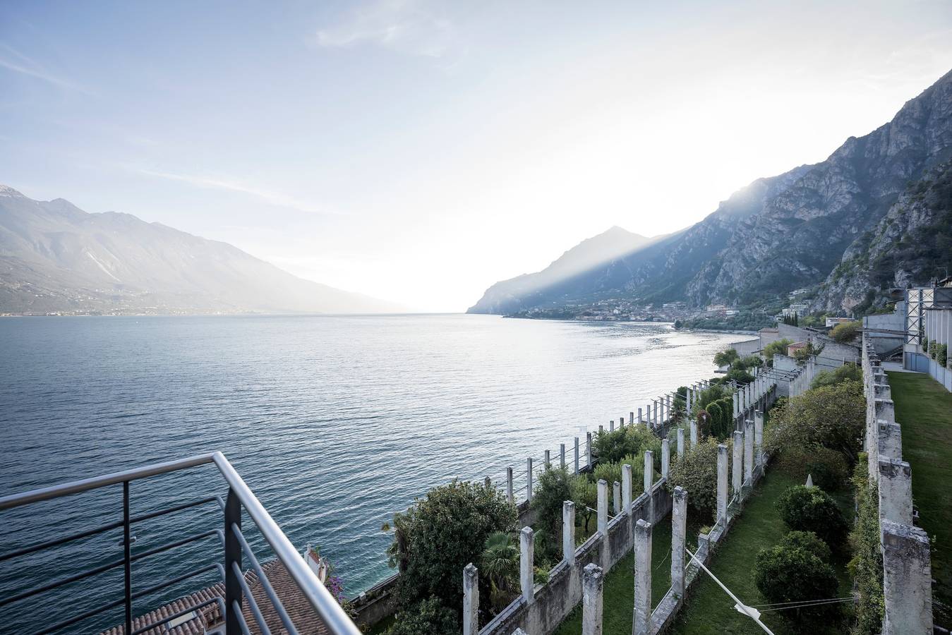 Hel lejlighed, Apartment 'Antea' with Lake View, Wi-Fi and Air Conditioning in Limone sul Garda, Garda-Fjellene