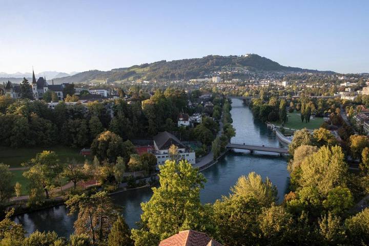 Hotel für 3 Personen, mit Terrasse und Sauna sowie Ausblick in Bern - 4