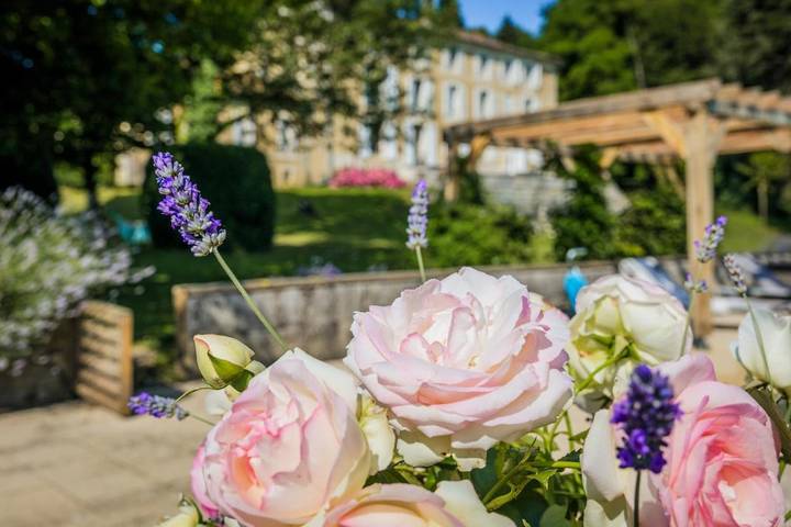 Location de vacances pour 14 personnes, avec piscine et jardin ainsi que vue sur le lac et vue, animaux acceptés à Thiviers - 3