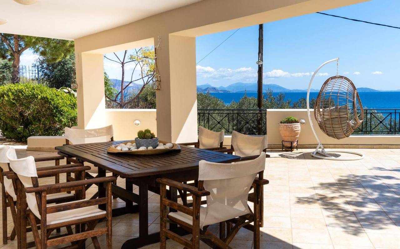 Villa with Sea View in Xiropigado, Kinuria