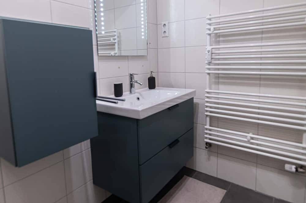 Ganze Wohnung, Ferienwohnung direkt an der Geeste, im Zentrum von Bremerhaven in Bremerhaven-Mitte, Bremerhaven