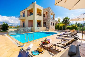 Villa für 7 Personen in Stalos, Chania und Umgebung, Bild 1