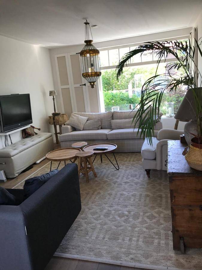 Villa voor 4 personen, with terras and tuin as well as uitzicht in Bloemendaal