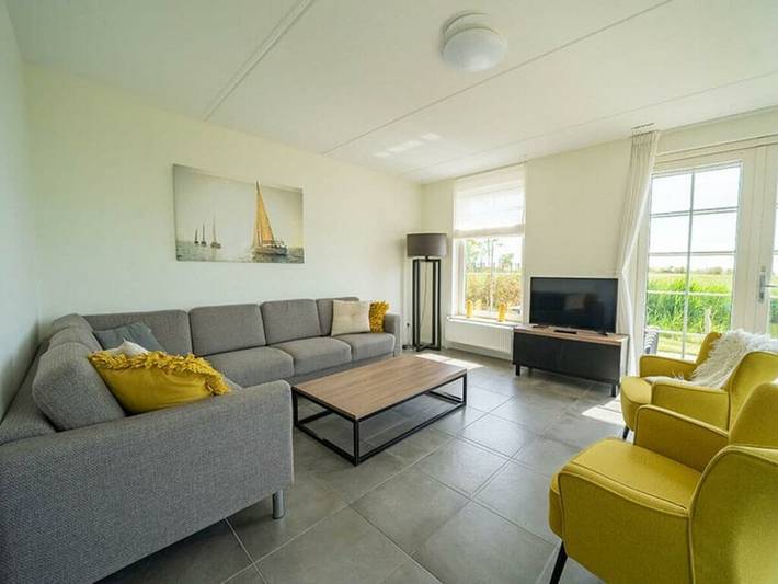 Ferienhaus für 8 Personen mit Terrasse in Markermeer