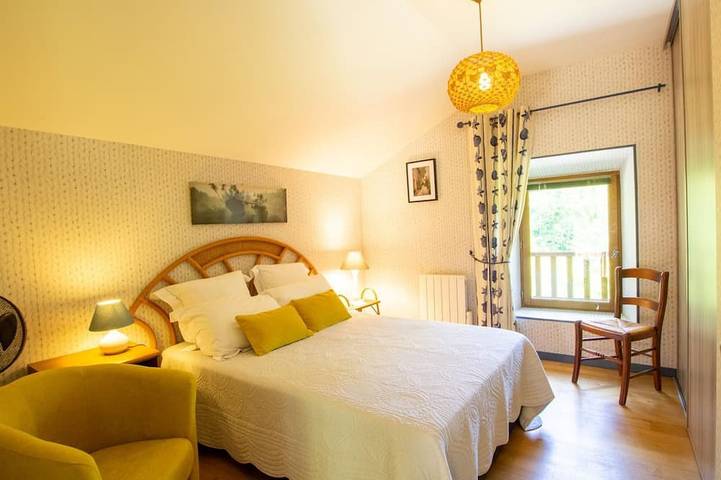 Gîte pour 4 personnes, avec jardin à La Chapelle-Gonaguet - 2