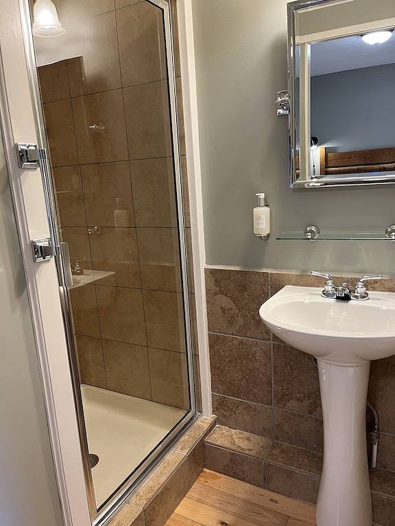 Cottage 1 block from Main St. on historic property. in Brevard, Transylvania County