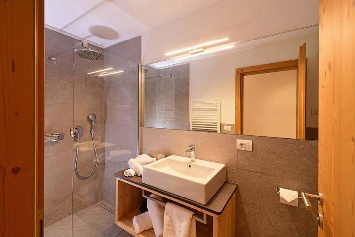 Ganze Wohnung, Standard Apartment in Moos (Sexten), Sexten