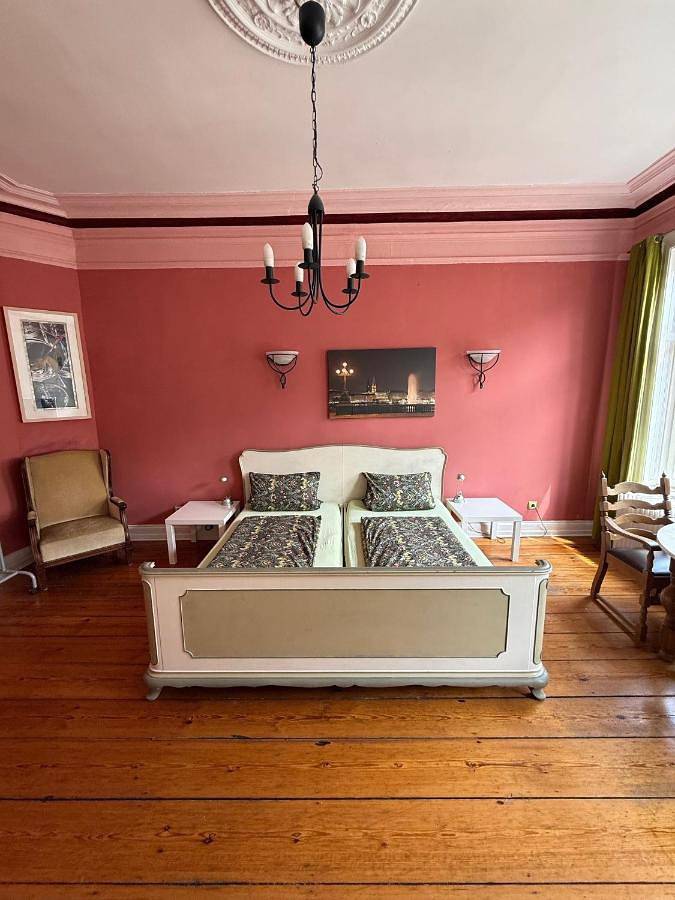 Ganze Ferienwohnung, Gästezimmer am Hansaplatz in St. Georg, Hamburg