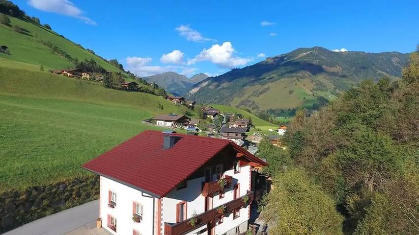 Bauernhof für 9 Personen, mit Sauna und Garten